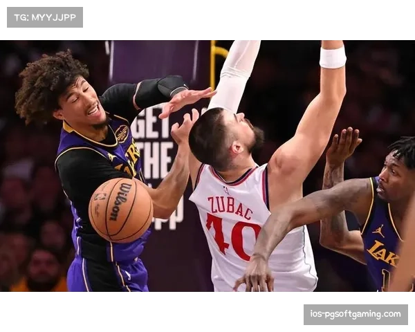 太阳10人轮换均有三分出手 湖人防守扩防后内线空虚